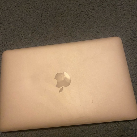 2017 MacBook Air - Picture 2 of 2